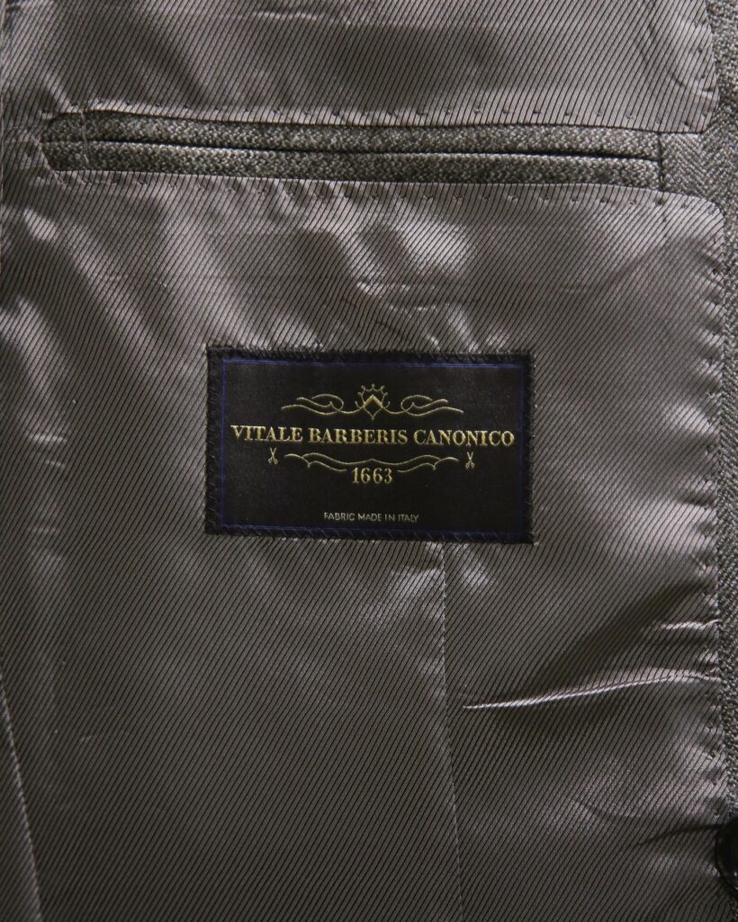 9CEC5D30-9AEB-46A2-9845-AC859D7345EA