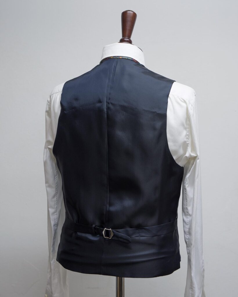 E2D5DF93-6AF9-49BD-B59C-933D1BB655B9