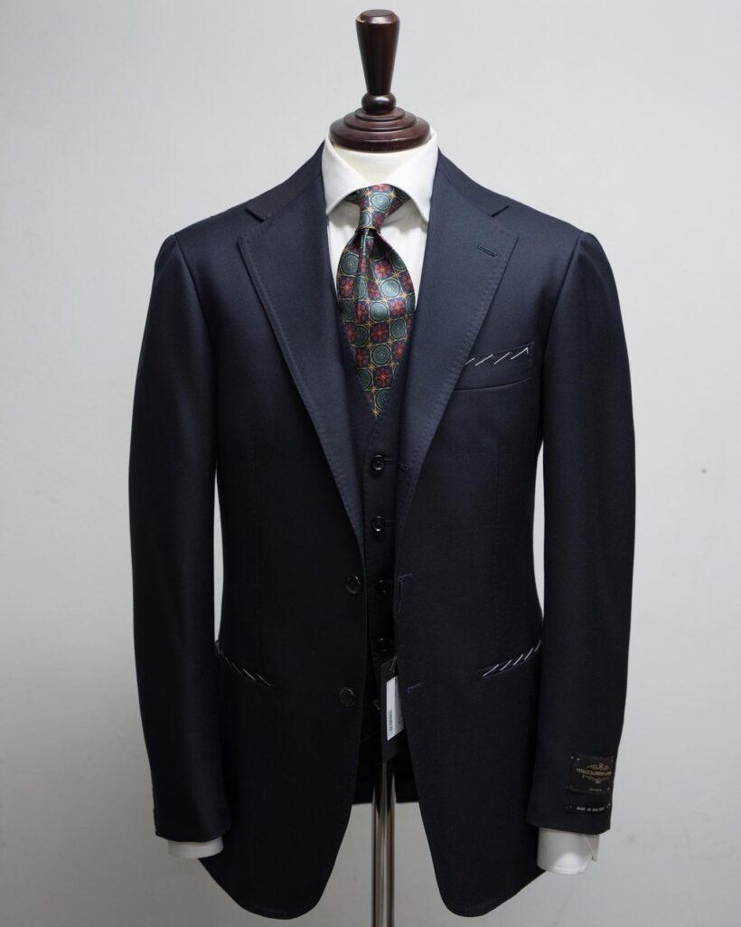 E4EEF1C6-0938-472D-9BC0-F86E34AD0D6A