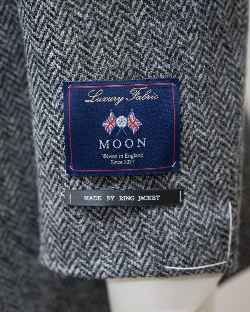 669BC1F2-1990-419D-81F7-68AB22EAB7AE