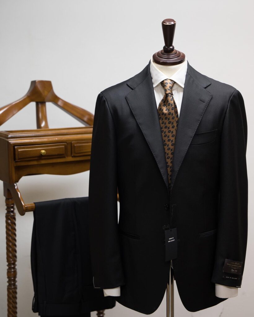 5A5E2A3B-63B2-4387-9A6B-854E3FD6F5D0